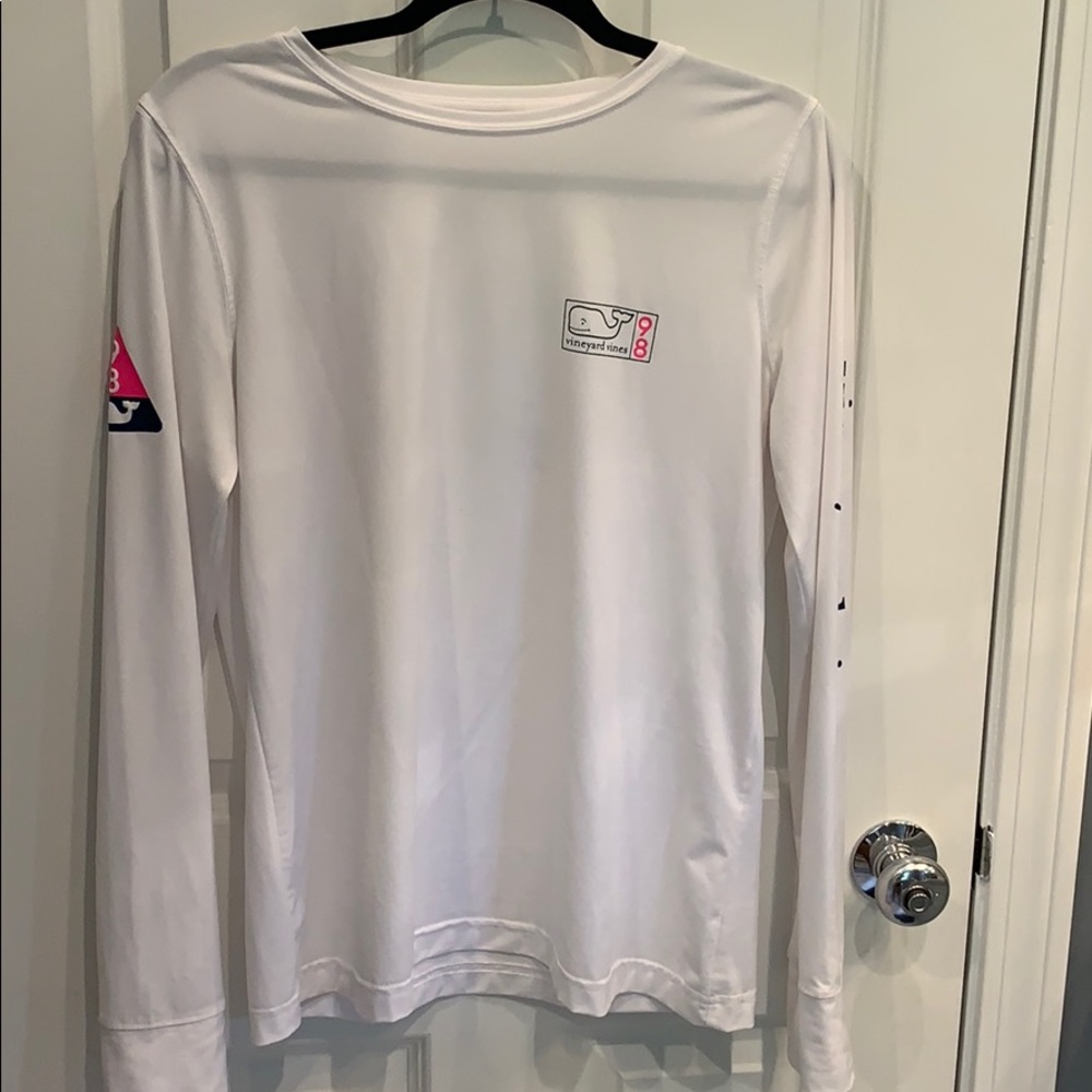 Vineyard vines women’s top size S